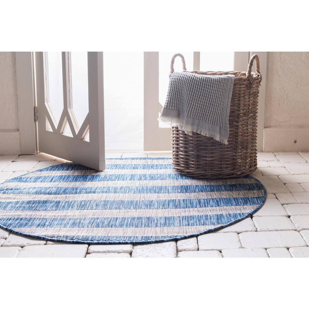 Unique Loom 4' 1 x 4' 1 Round Indoor/Outdoor Striped Blue Area Rug