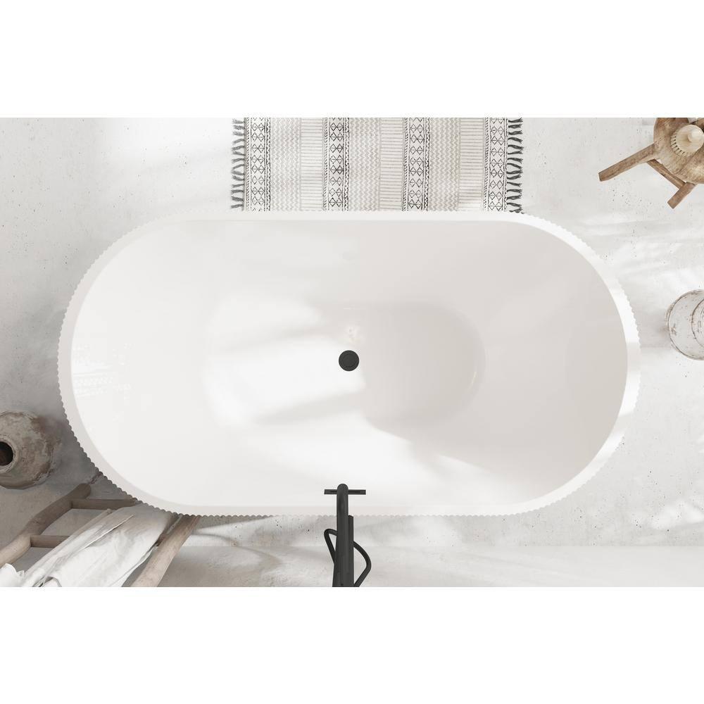 59 Inch Bathtub in Glossy White with Trim