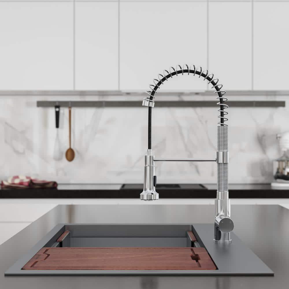 Nouvet Single Handle, Pull-Down Kitchen Faucet