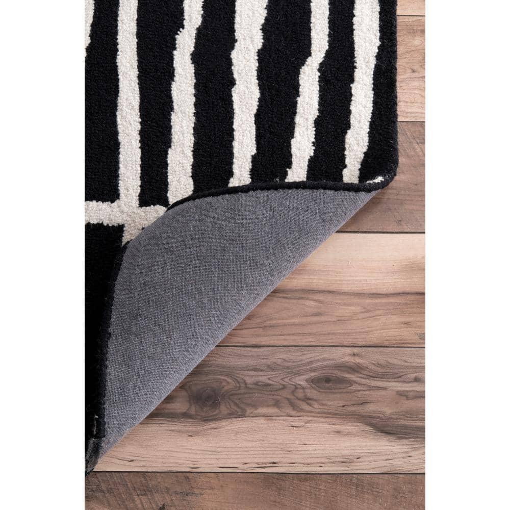 Nuloom Lemuel Geometric 6x9 Wool Indoor Area Rug for Living Room Bedroom Dining Room Kitchen, Black/Ivory