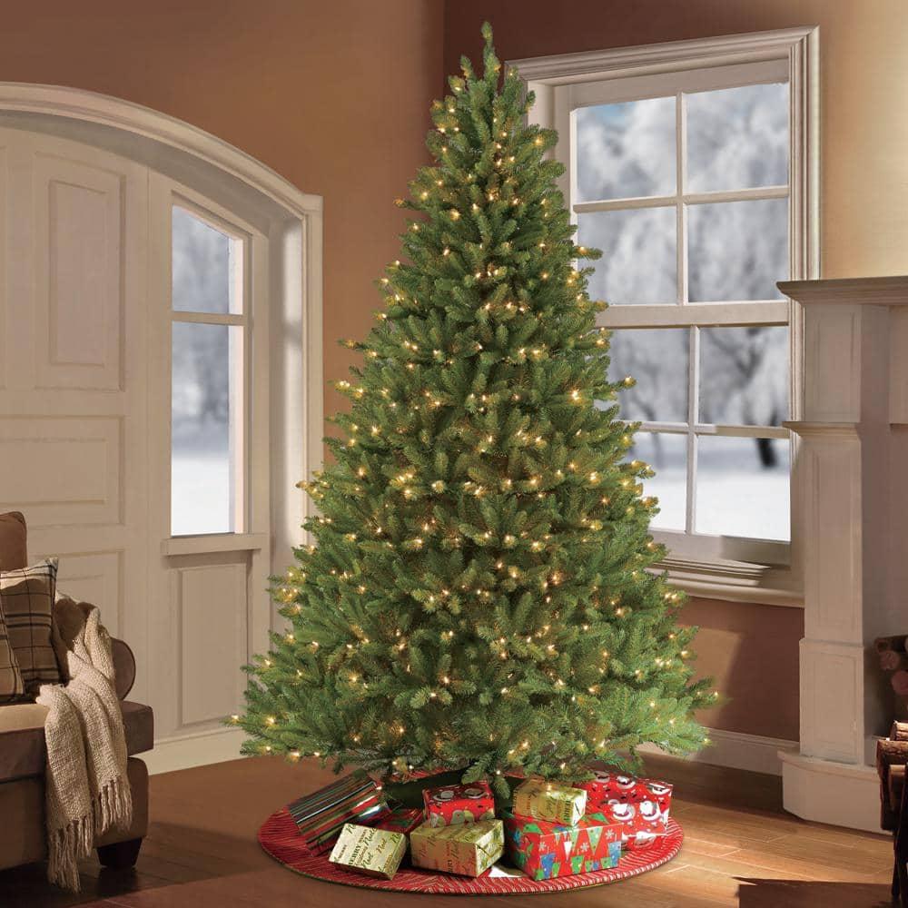 Puleo International 7.5 Pre-Lit Fraser Fir Artificial Christmas Tree with 750 Clear UL-listed Lights