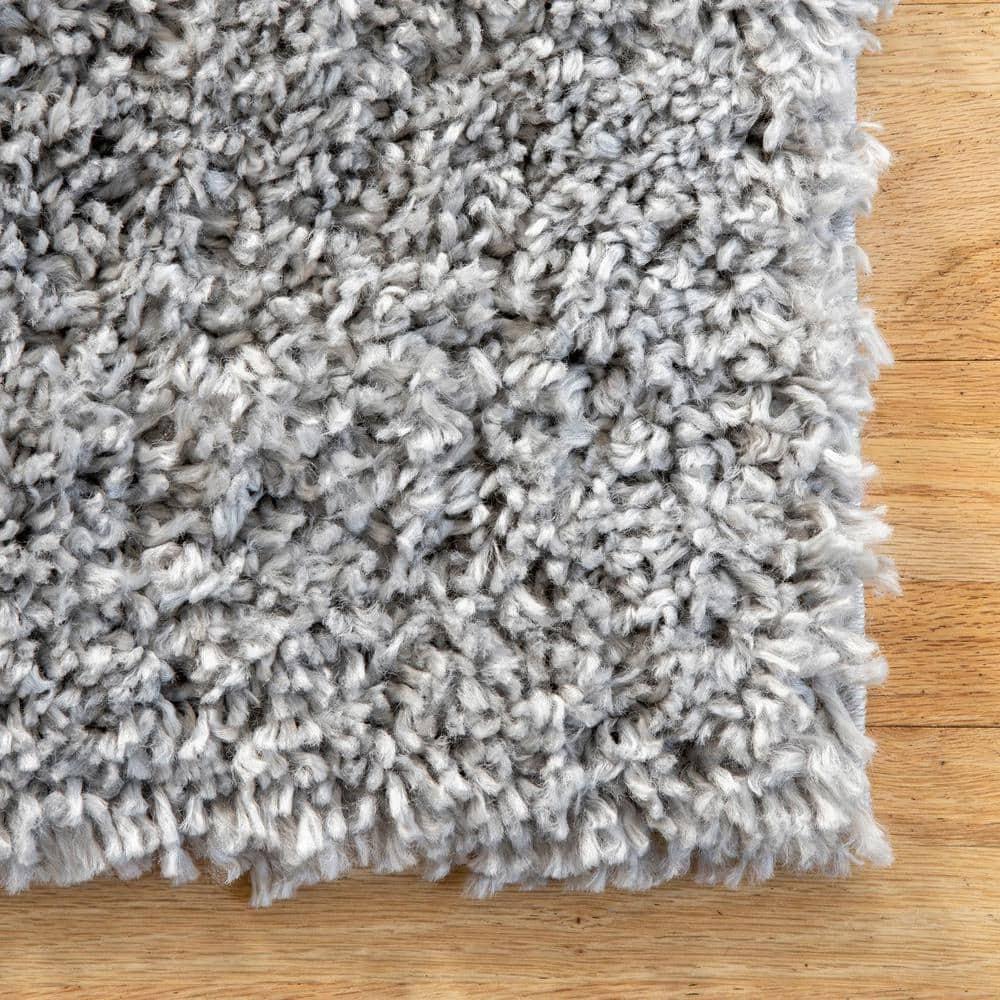 Nuloom Kara Solid 2x8 Runner Shag Indoor Area Rug for Living Room Bedroom Dining Room Nursery Entryway Hallway, Grey/Ivory