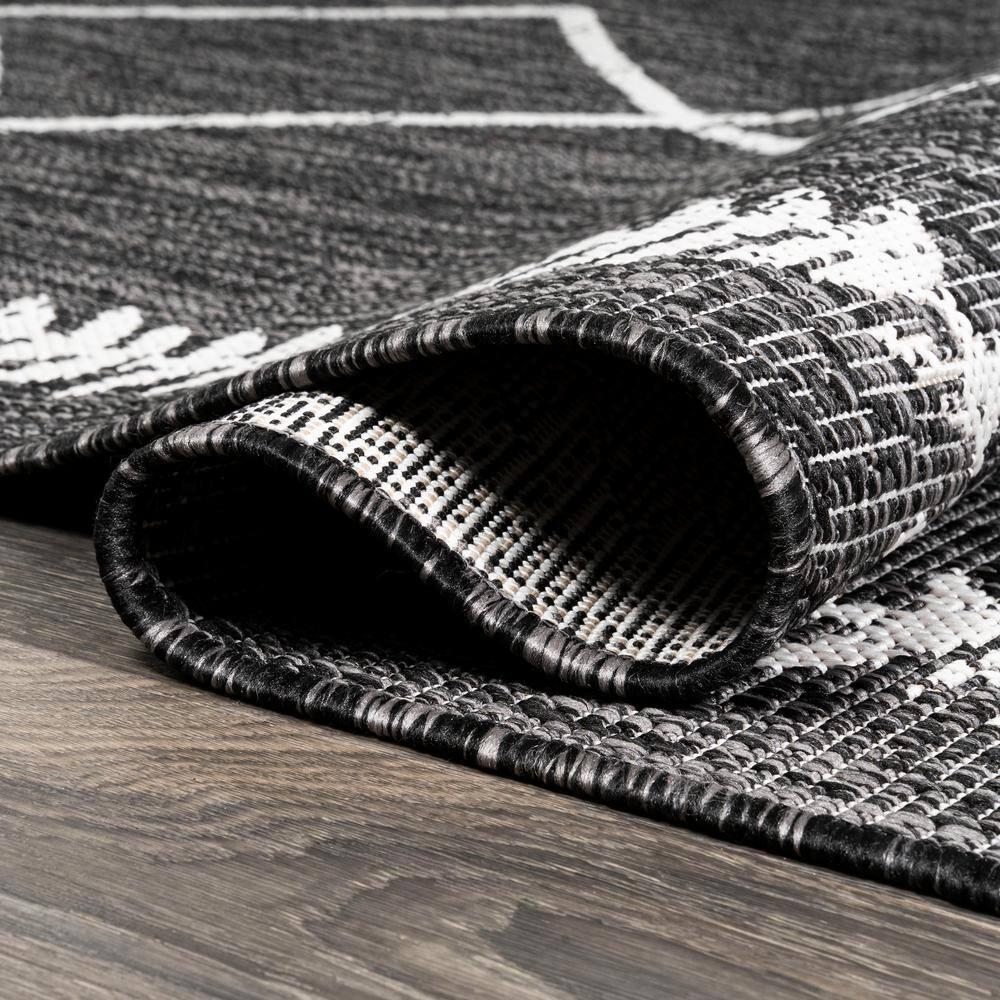 2'x10' Derya  Diamond Trellis Indoor/Outdoor Runner Rug, Black/Ivory - JONATHAN Y
