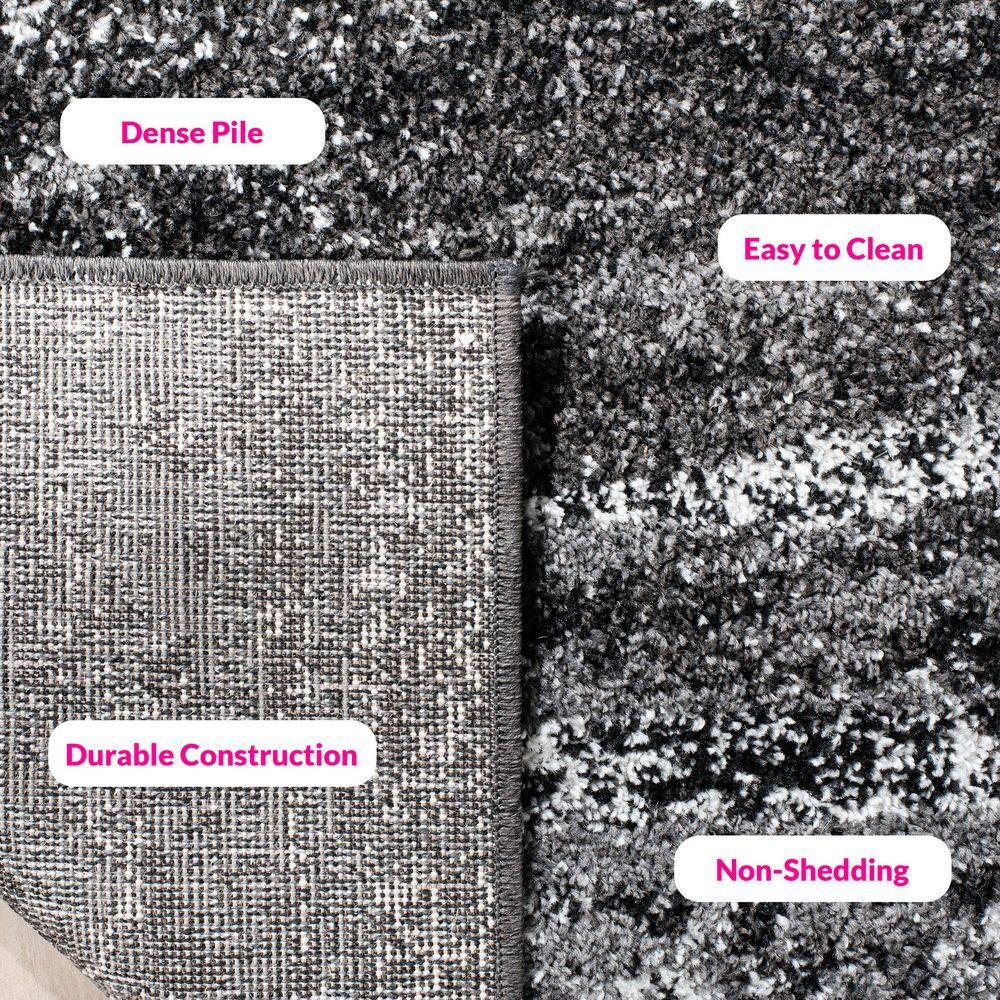 Adirondack ADR112 Machine Made Indoor Area Rug - Silver/Black - 4'x4' - Safavieh