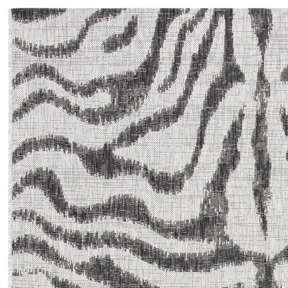 Round Black Synthetic Non-slip Stain-resistant Rug, 54"