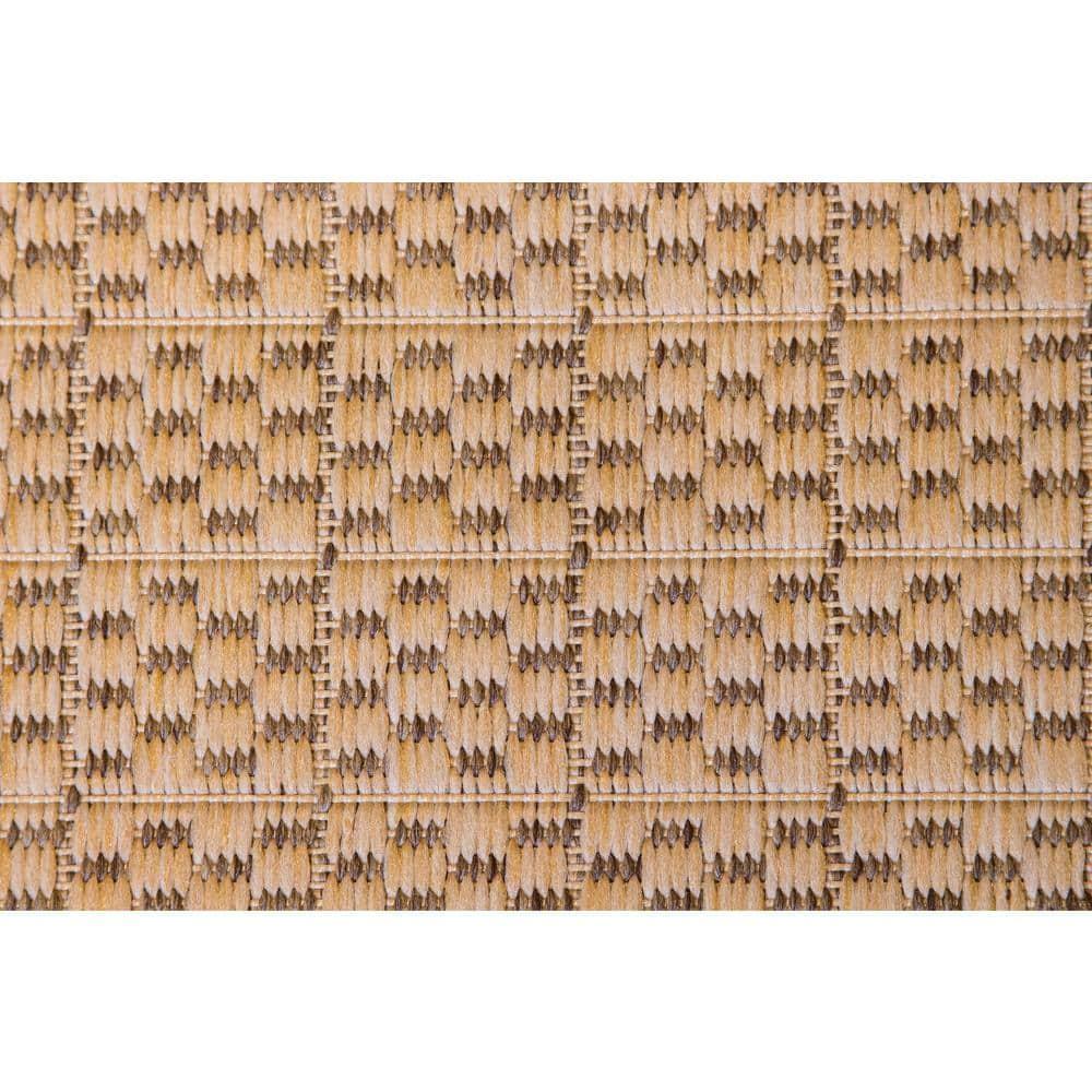 Couristan Recife Checkered Field Indoor / Outdoor Area Rug, Natural- Cocoa, 7'6" Round