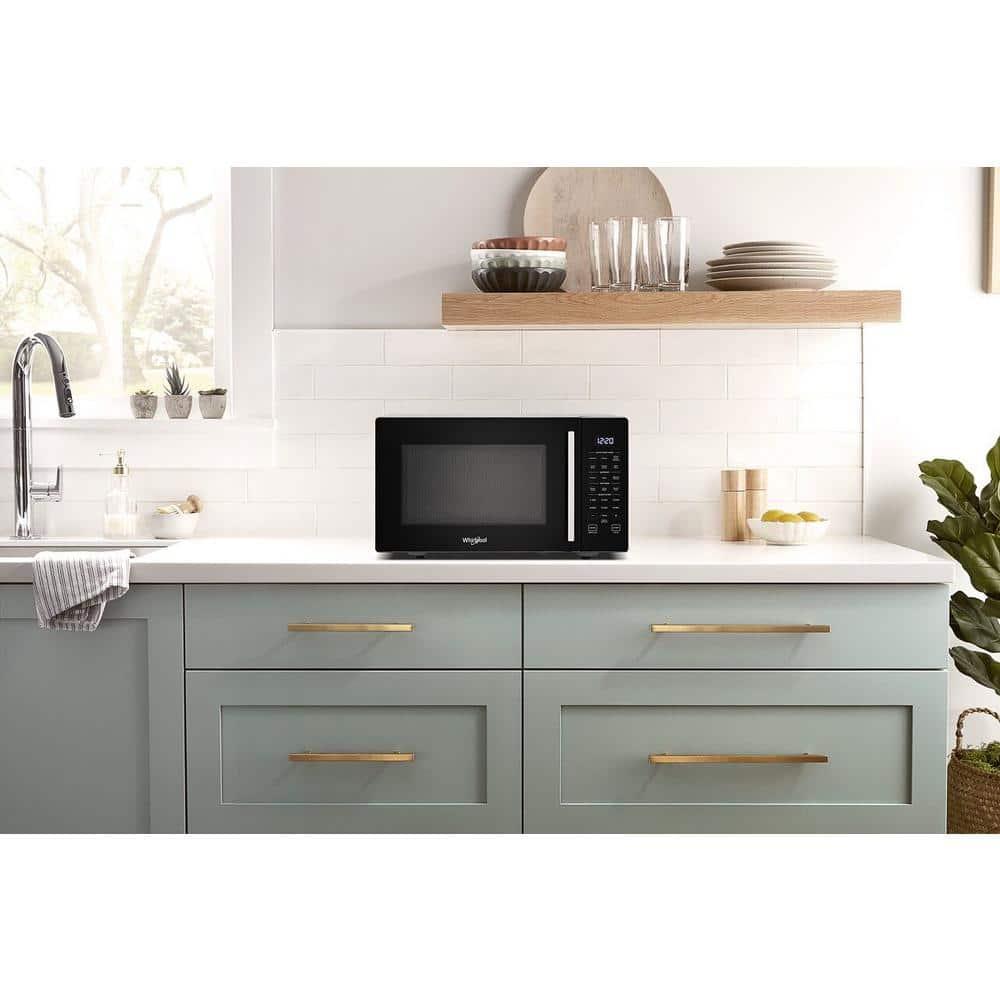 WHIRLPOOL WMC30309LB Color/Finish: Black COUNTERTOP MICROWAVE