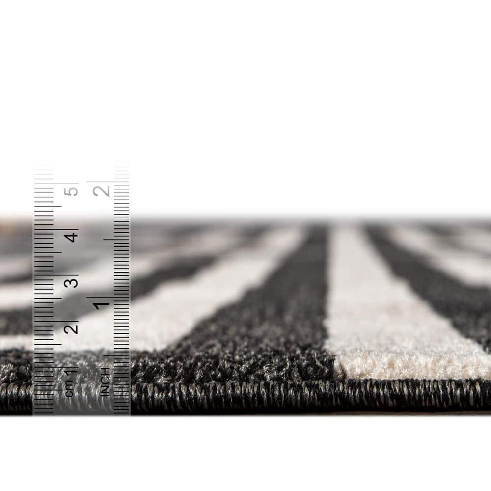 Unique Loom Athens Collection Area Rug - Greek Key (7' 1" x 10' Rectangle Black/Beige)