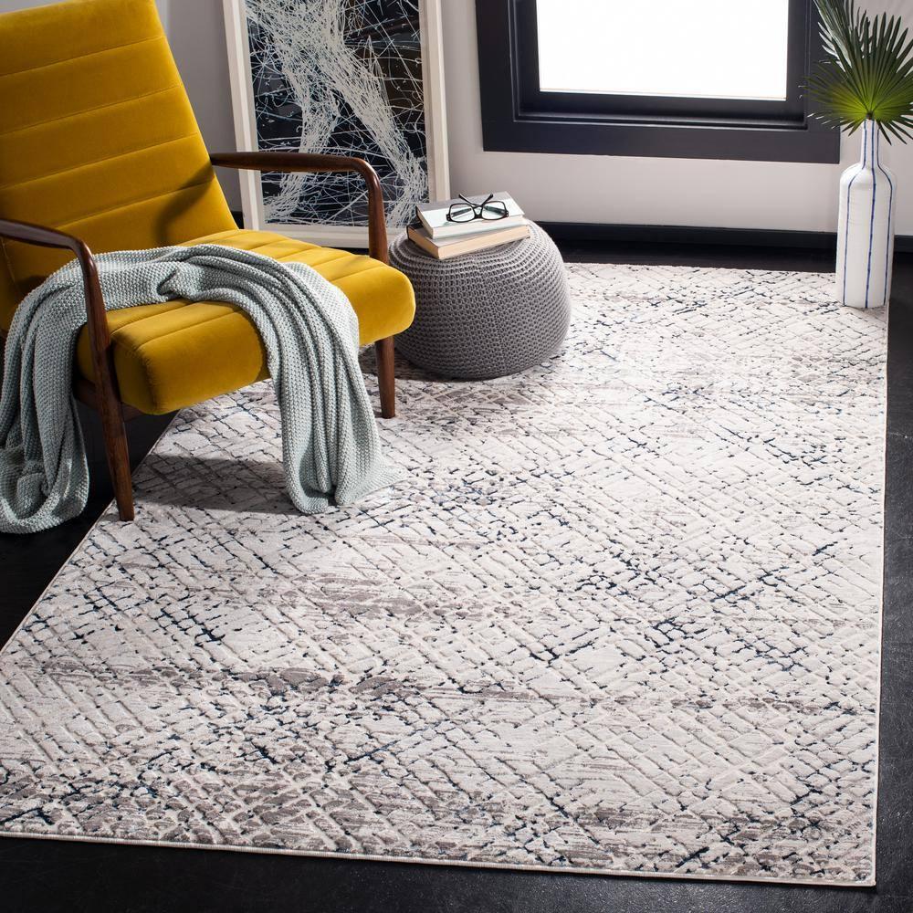 Amalfi AMF552 Power Loomed Area Rug - Cream/Navy - 4'x6' - Safavieh.