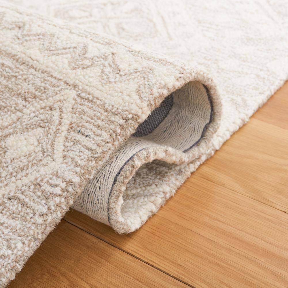 Micro-Loop MLP501 Hand Tufted Indoor Accent Rug - Beige/Ivory - 2'6"x4' - Safavieh
