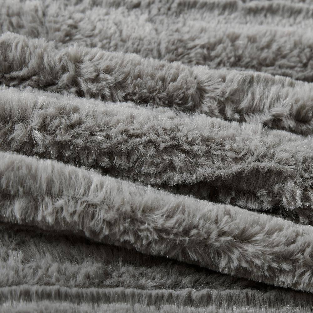 Gray Polar Brushed Faux Fur Comforter Mini Set Full/Queen 3pc: Madison Park, Hypoallergenic, Geometric Pattern, 3-Piece Set