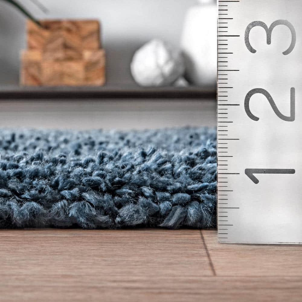 Nuloom Neva Solid 2x3 Accent Shag Indoor Area Rug for Living Room Bedroom Dining Room Nursery Entryway, Navy/Ivory