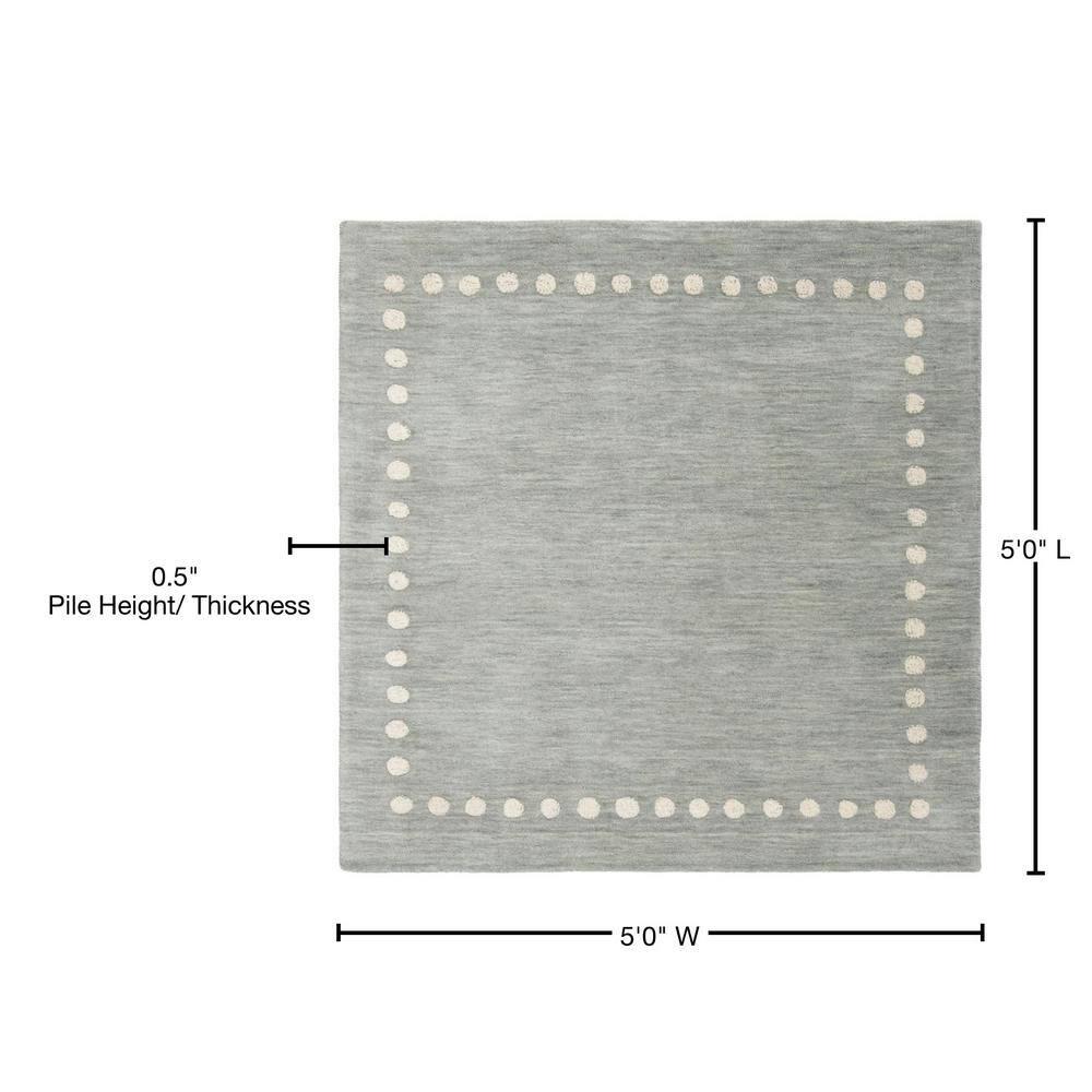 Safavieh Kids SFK802 Hand Loomed Indoor Area Rug - Grey - 5'x5' - Safavieh