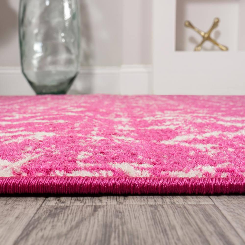 5' x 8' Moroccan HYPE Boho Vintage Diamond Area Rug, Fuchsia/Ivory - JONATHAN Y