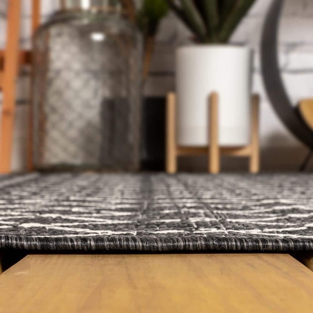 4'x6' Ourika Moroccan Geometric Textured Weave Indoor/Outdoor Area Rug, Black/Gray - JONATHAN Y