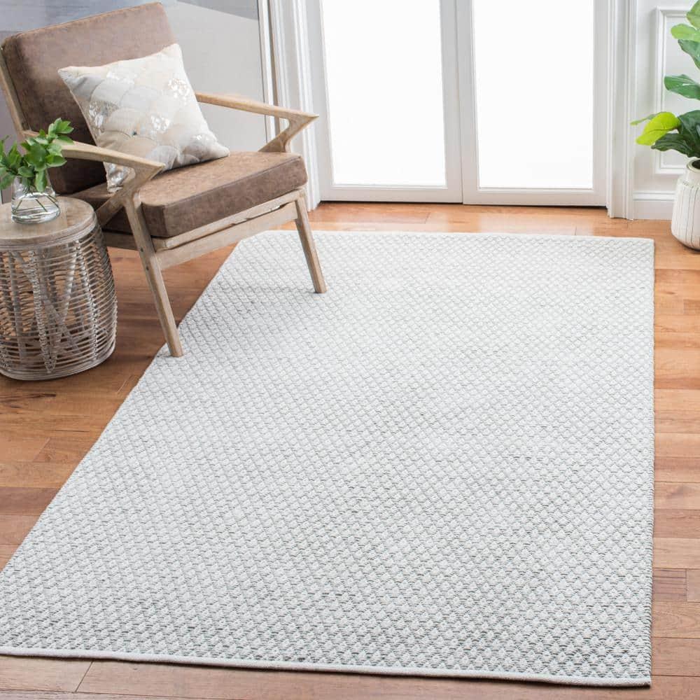 Boston BOS685 Power Loomed Accent Rug - Grey - 2'6"x4' - Safavieh.