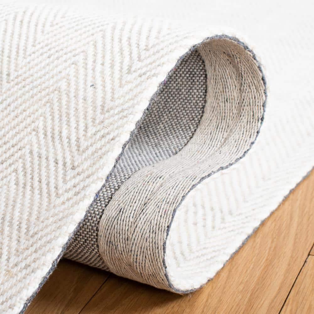 Marbella MRB313 Hand Woven Area Rug - Silver/Ivory - 8'x10' - Safavieh.
