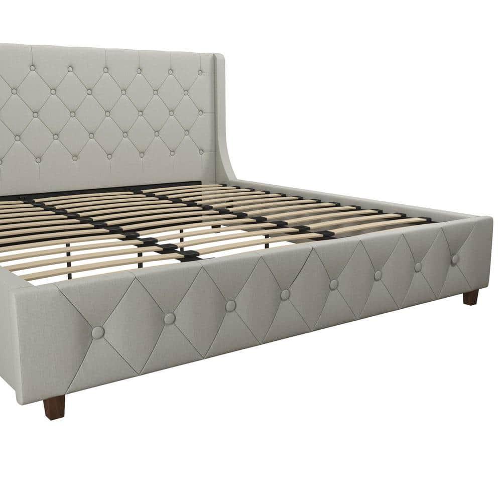 CosmoLiving by Cosmopolitan Mercer Tufted Upholstered Platform Bed