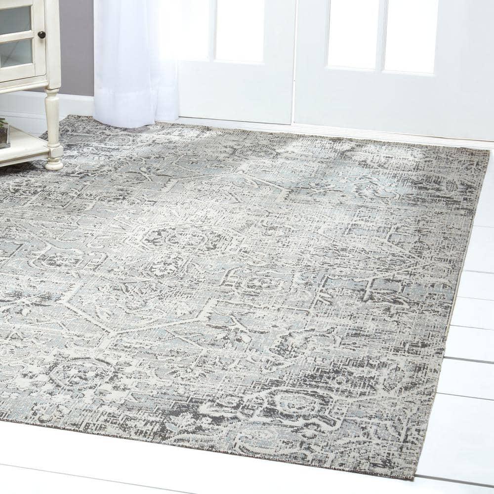 Nicole Miller Nicole Miller New York Patio Sofia Medallion Indoor/Outdoor Area Rug, Light Grey/Dark Grey