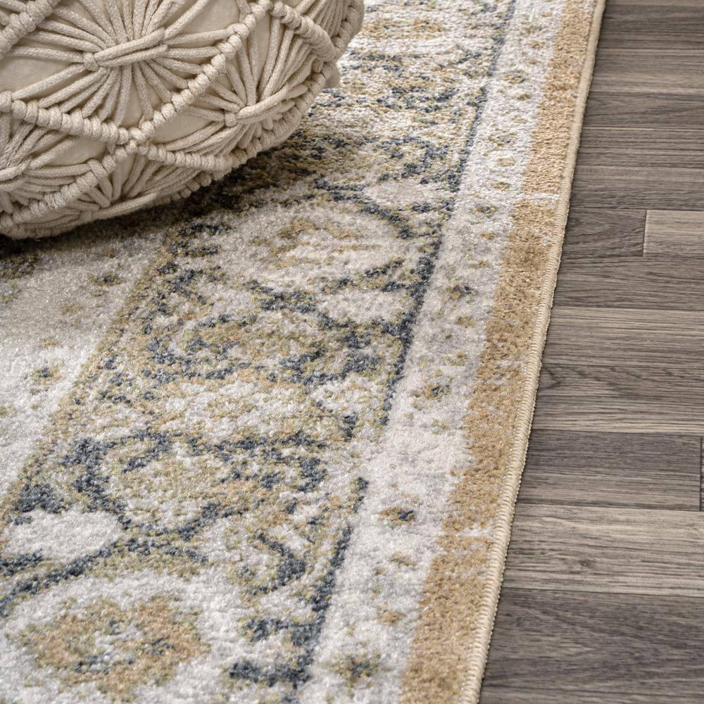 JONATHAN Y Keesha Bold Distressed Medallion Low-Pile Machine-Washable Green/Cream 5 ft. x 8 ft. Area Rug