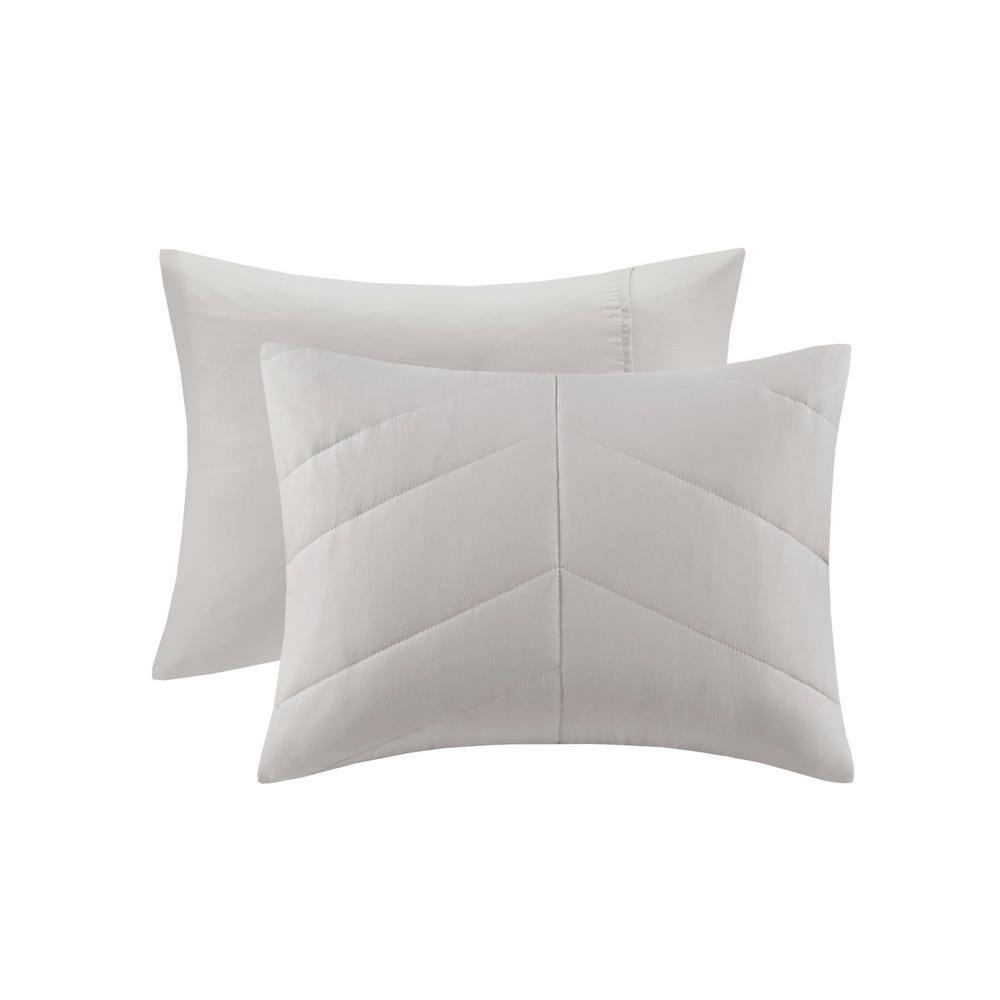 Intelligent Design Remy Quilted Chevron Comforter Set