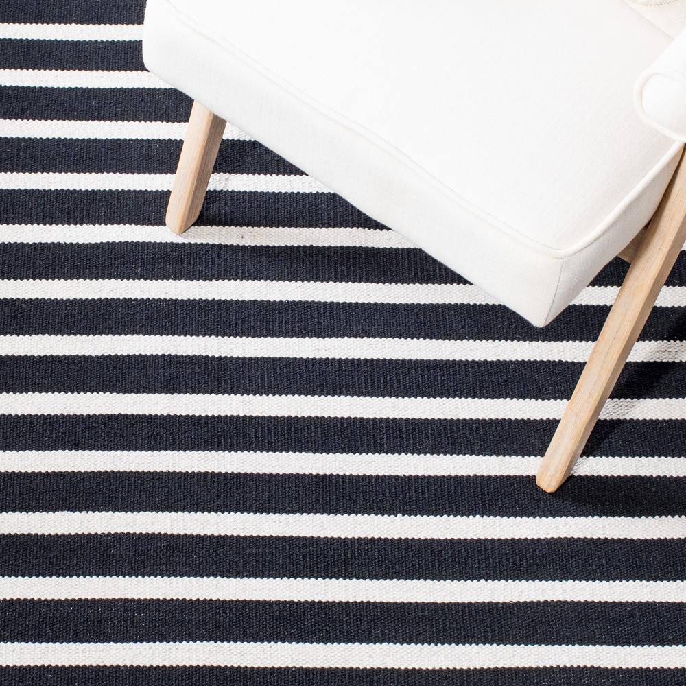 SAFAVIEH Montauk Collection Area Rug - 9' x 12', Black & Ivory, Handmade Flat Weave Boho Farmhouse Cotton Modern Stripe, Ideal for High Traffic Areas in Living Room, Bedroom (MTK313Z)