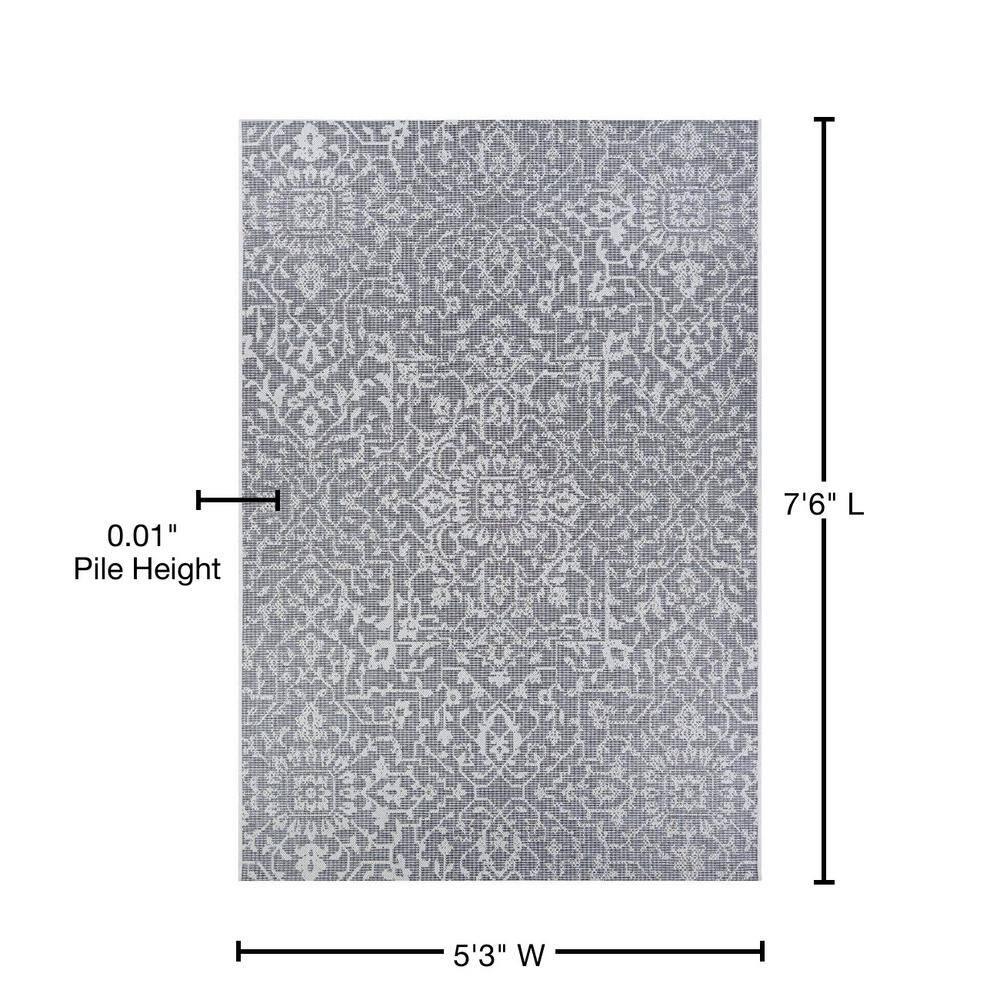 Couristan Monte Carlo Palmette Indoor/Outdoor Area Rug, 5'3" x 7'6", Grey-Ivory