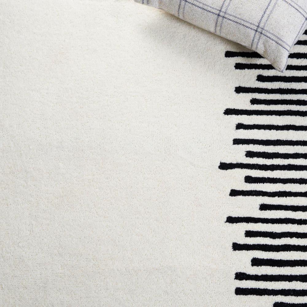 Fifth Avenue FTV129 Hand Tufted Indoor Area Rug - Ivory/Black - 8'x10' - Safavieh