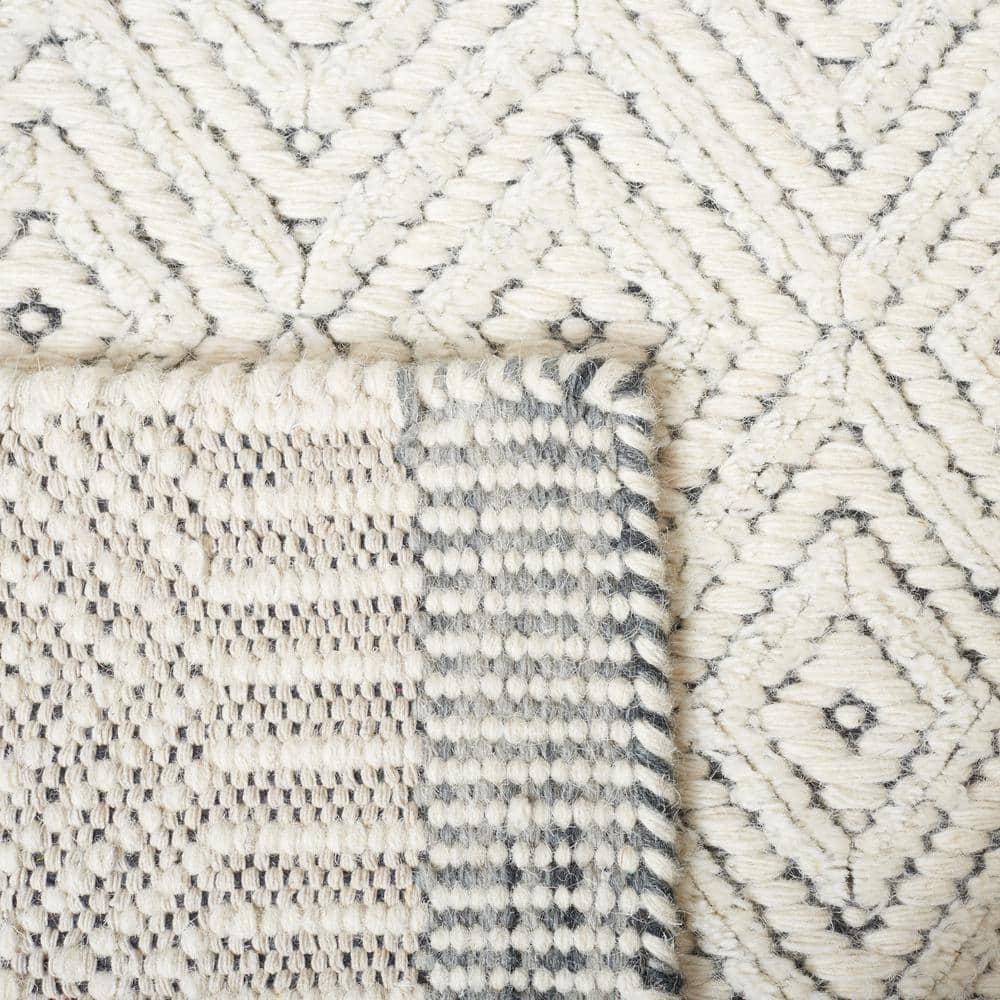 Martha Stewart Rugs Martha Stewart Hand Loomed 65% Wool And 35% Cotton Chevron Rug