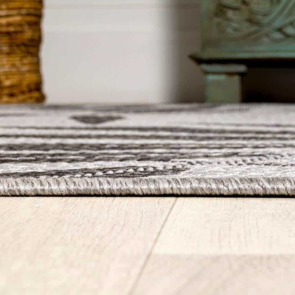 8' x 10' Havana Tropical Palm Leaf Indoor/Outdoor Area Rug, Gray/Black - JONATHAN Y