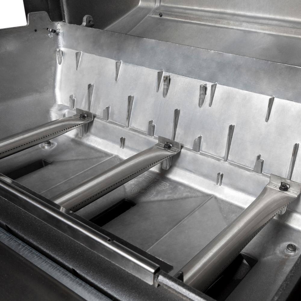 Broil King Signet 390 3-Burner Grill in Stainless Steel with Side Burner and Rear Rotisserie Burner