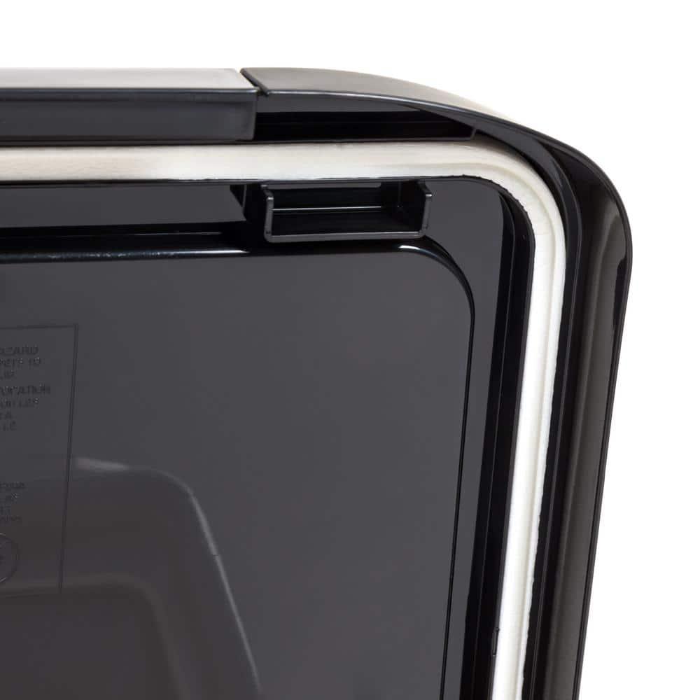 IRIS USA, Inc. Plastic Food Storage Container