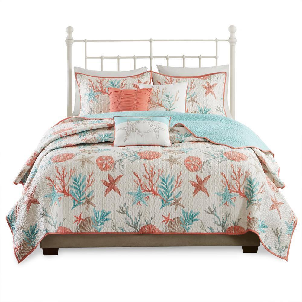 Madison Park Pebble Beach Cotton Sateen 210 TC Reversible 6 Piece Quilt Set with Throw Pillows