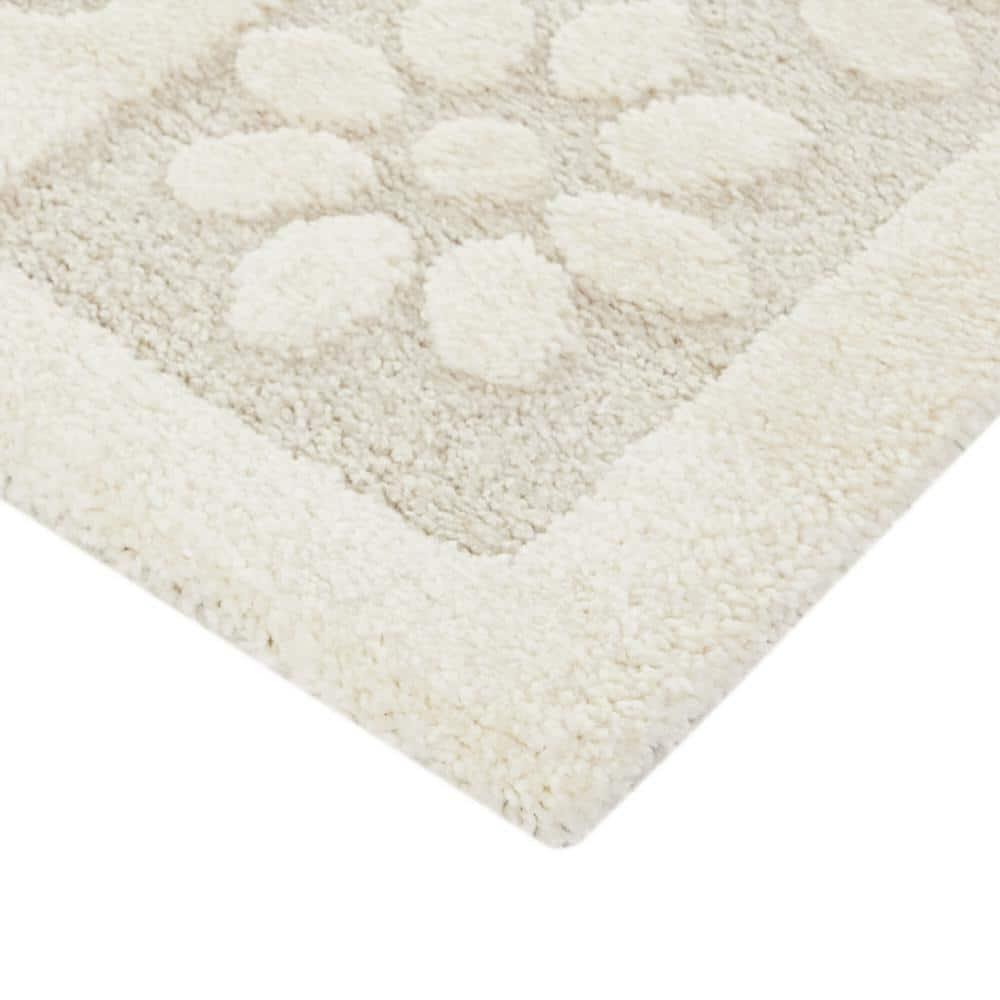 Chavie Area Rug