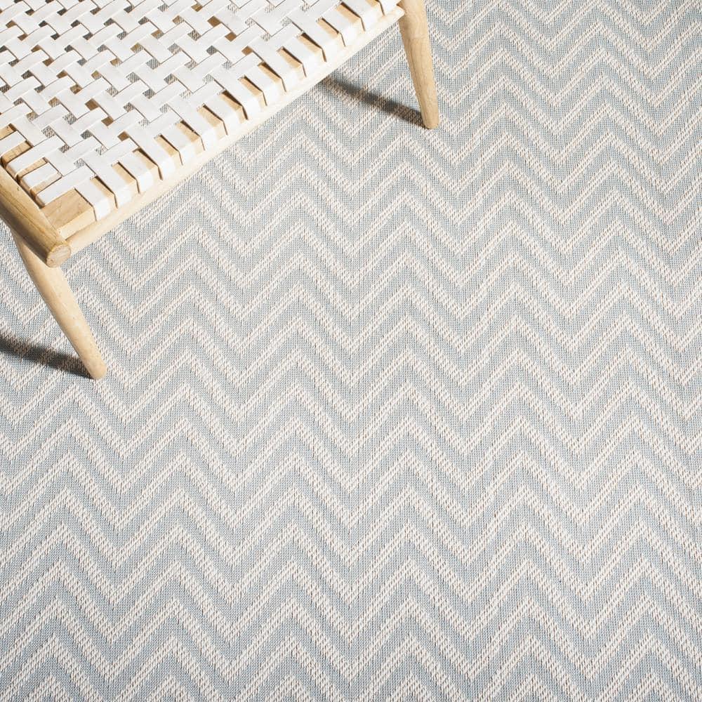 Martha Stewart Indoor Outdoor Performance Machine Washable Chevron Rug
