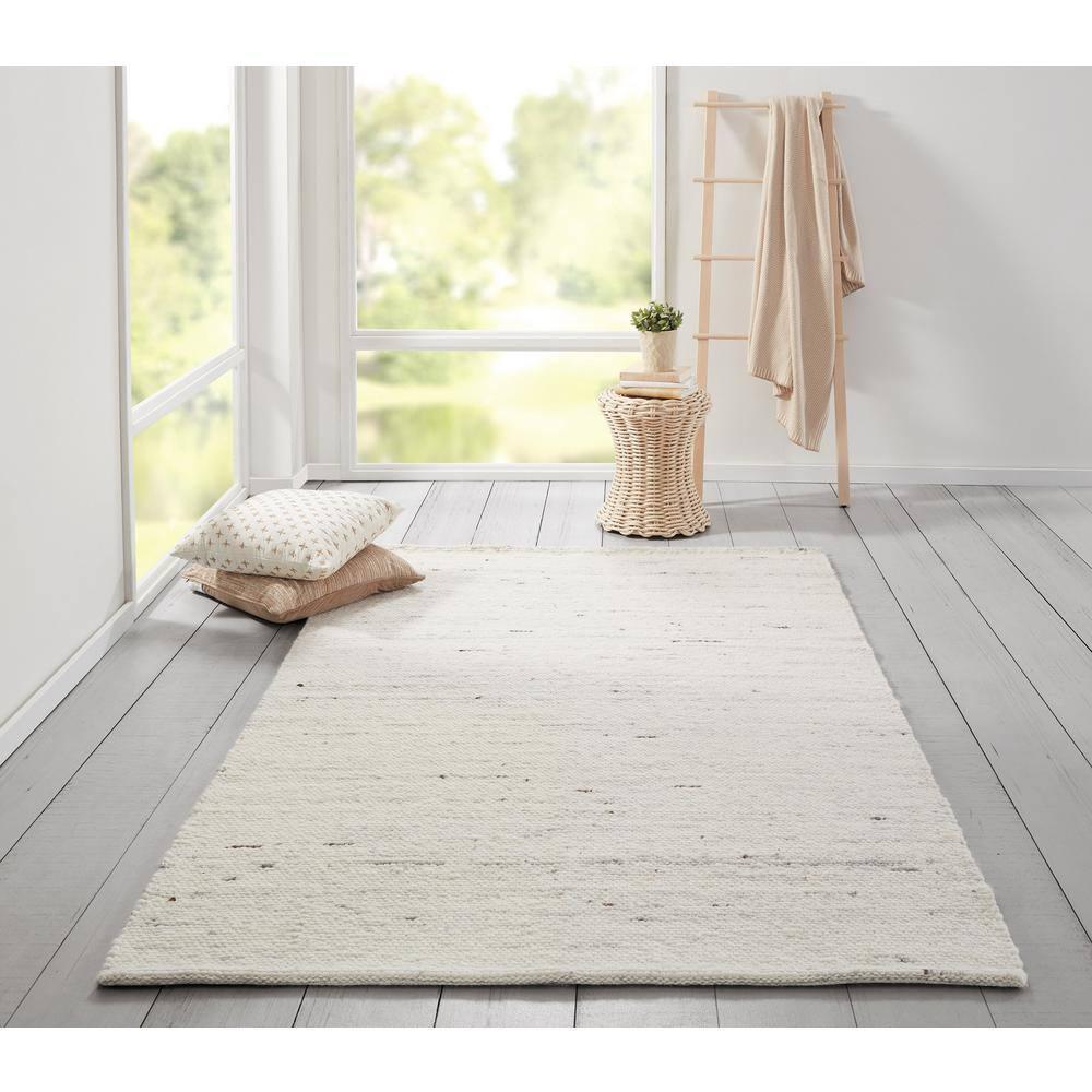 Richmond Collins Hand-Woven Wool Ivory Area Rug