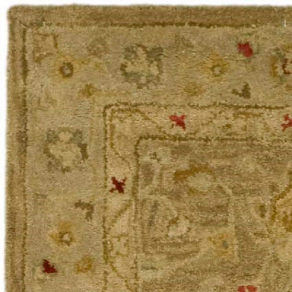 Safavieh Helena Hand Tufted Wool Oriental Rug