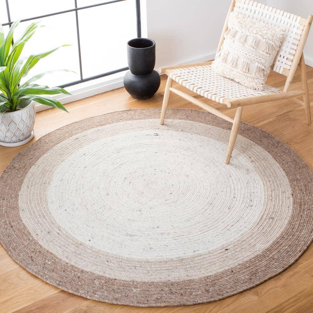 Handmade Ivory Wool Braided Round Rug - 4' Diameter