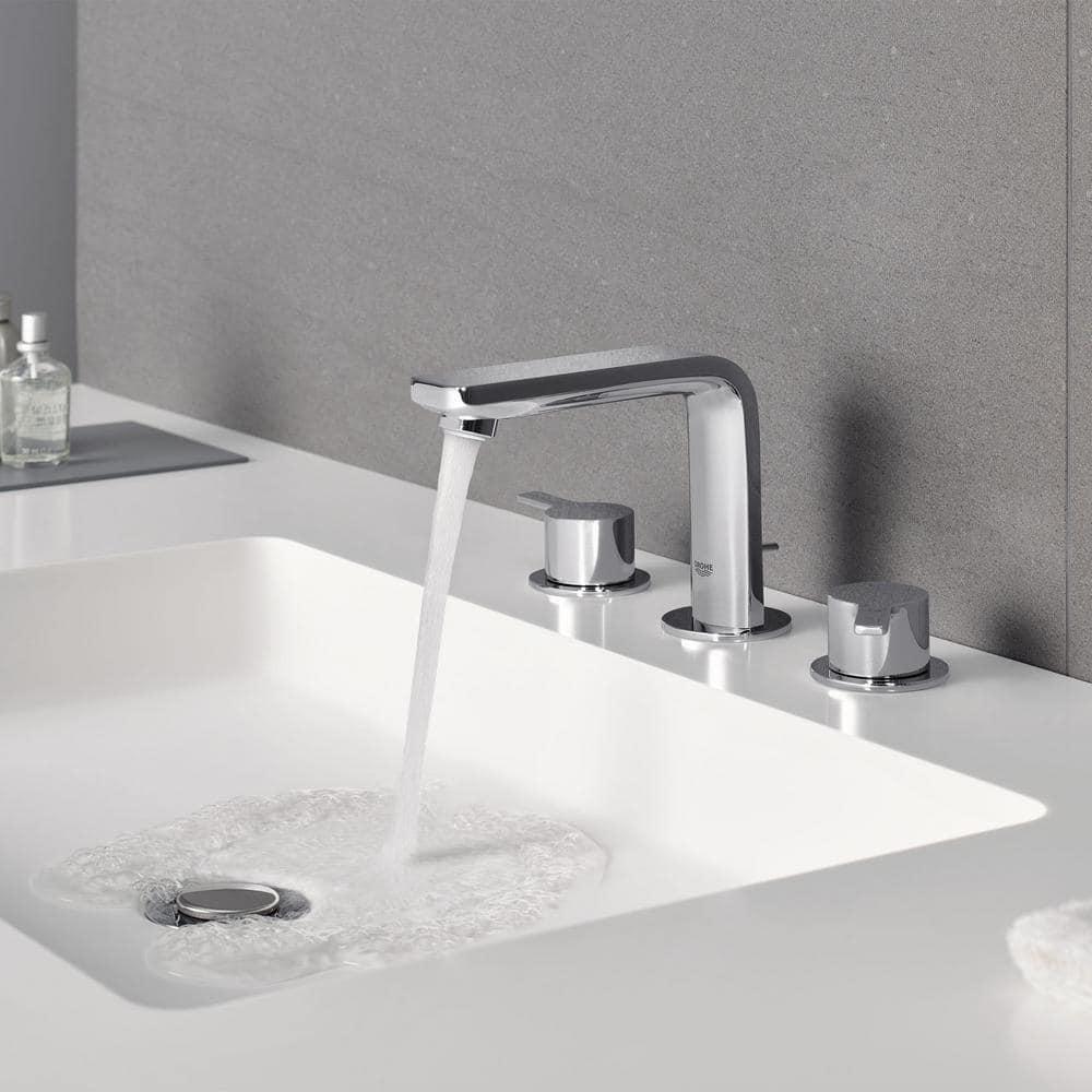 Lineare™ Widespread Bathroom Faucet with Drain Assembly