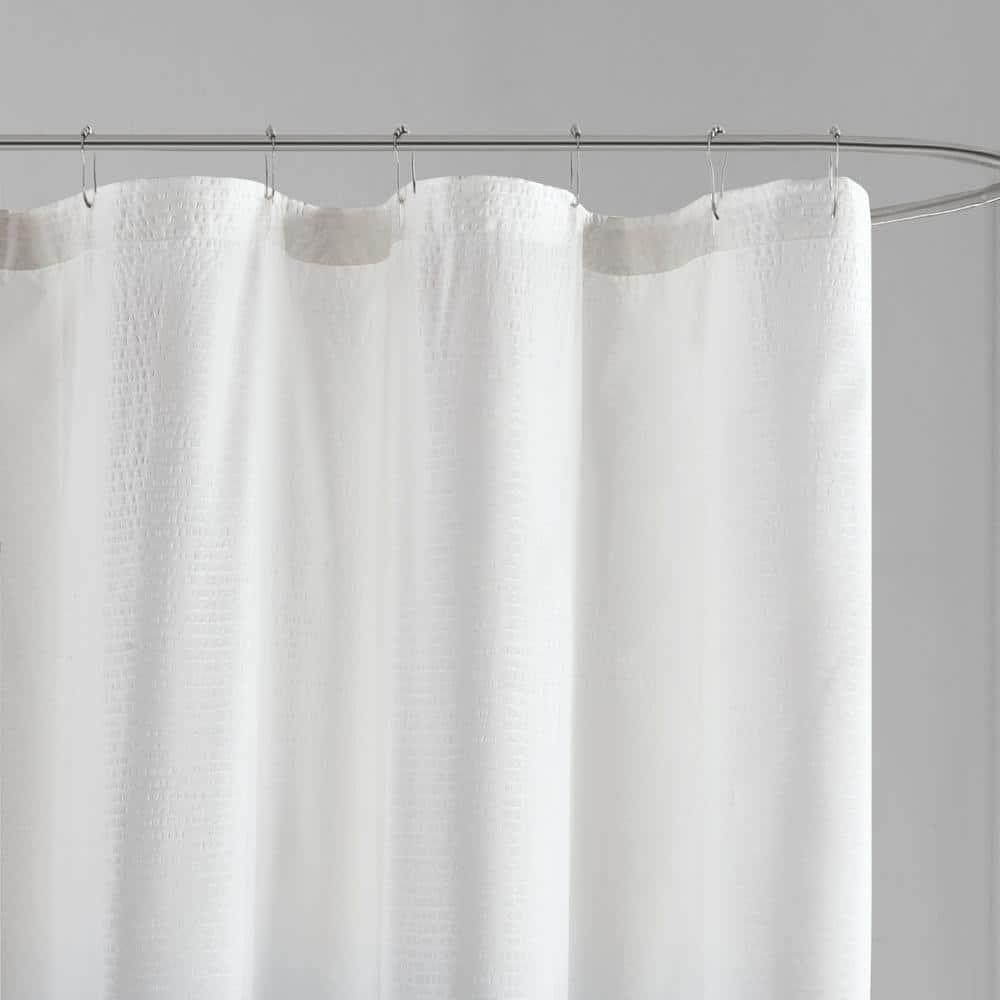 Madison Park Ara Ombre Printed Seersucker Single Shower Curtain