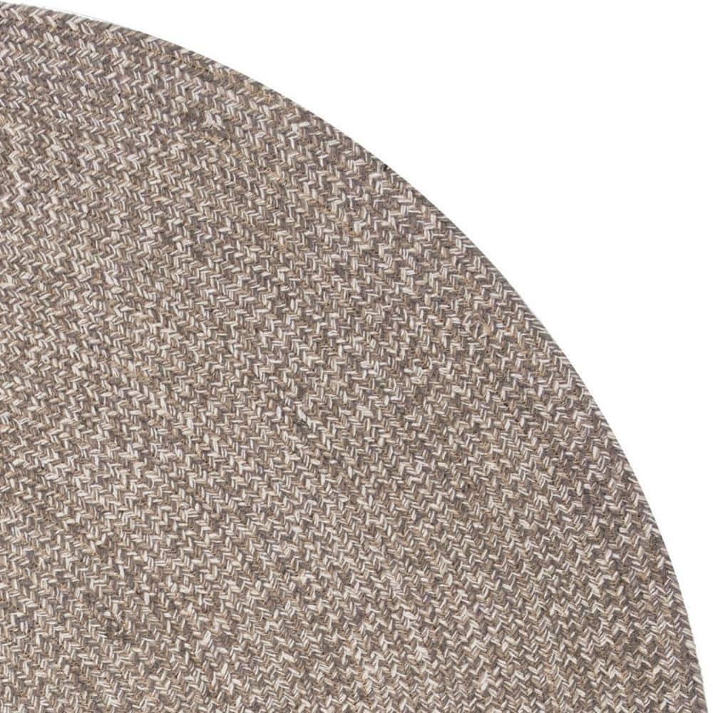 Braided BRD256 Hand Woven Indoor Area Rug - Ivory/Beige - 4' Round - Safavieh
