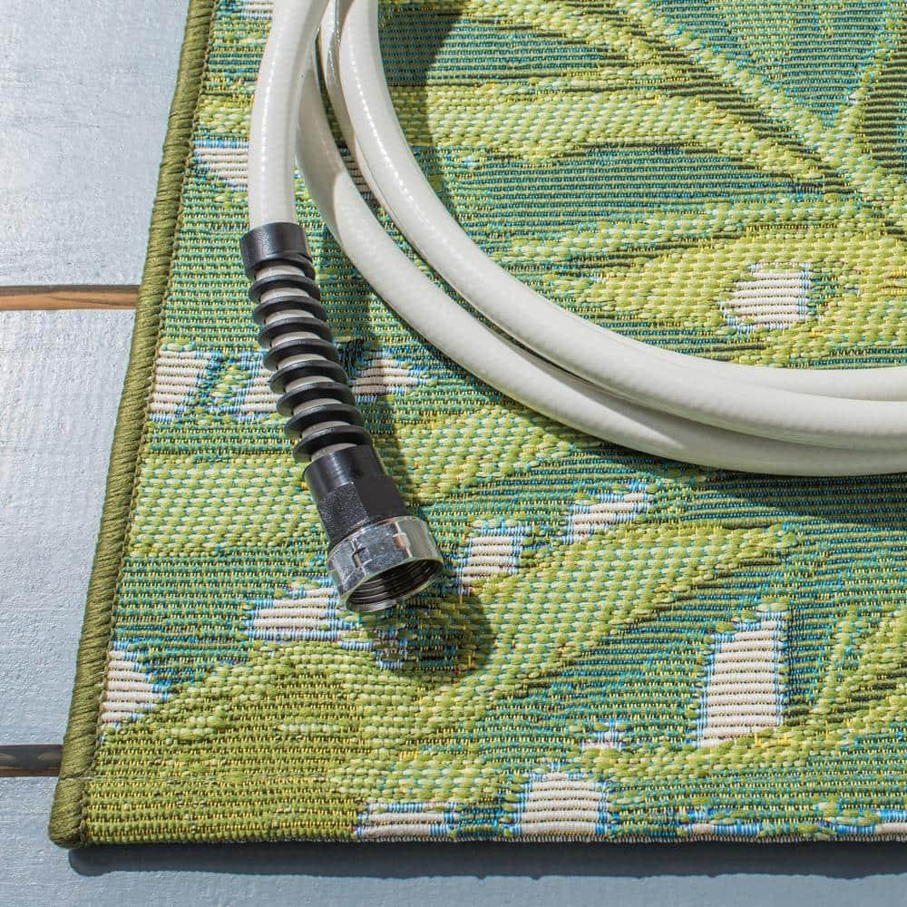 Barbados 500 BAR516 Power Loomed Indoor/Outdoor Area Rug - Green/Pink - 6'6"x9'4" - Safavieh