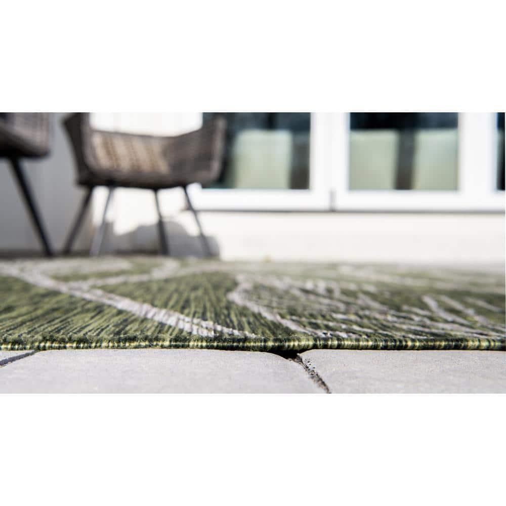Unique Loom 5' 1 x 8' 0 Rectangle Indoor/Outdoor Botanical Green Area Rug