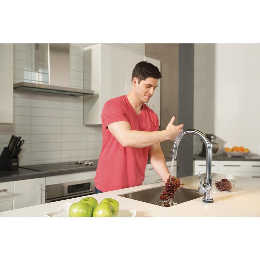 Trinsic Pull Down Sprayer Touch Kitchen Sink Faucet, Touch Control Kitchen Faucet