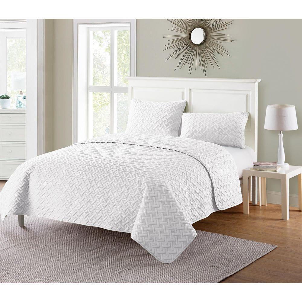 Nina Embossed Basketweave Quilt Set