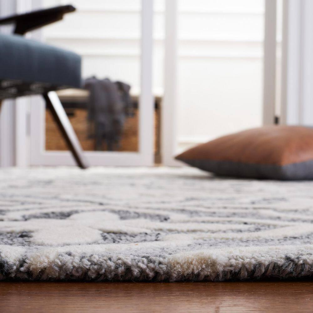 Metro MET872 Hand Tufted Area Rug - Black/Ivory - 6'x6' - Safavieh.
