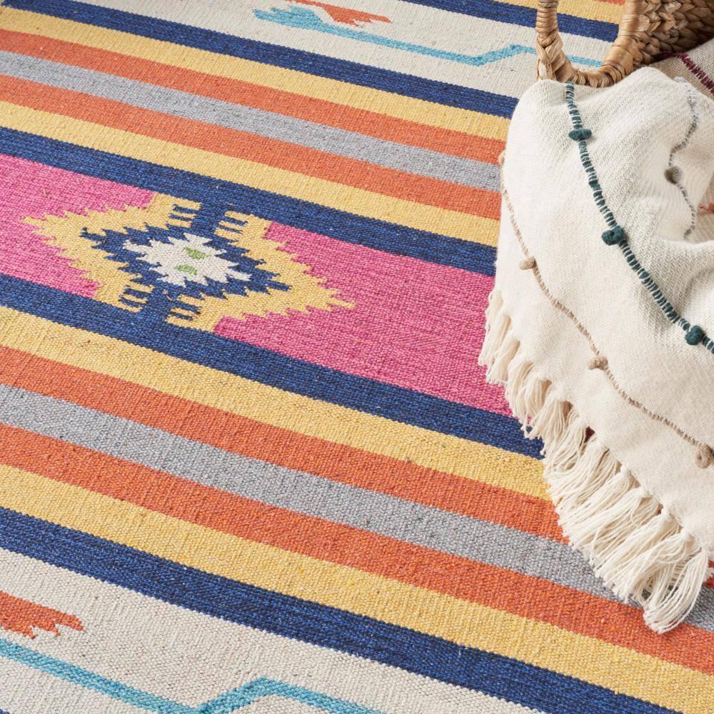 Nourison Baja Tribal Ivory 5' x 7' Area Rug, (5x7)