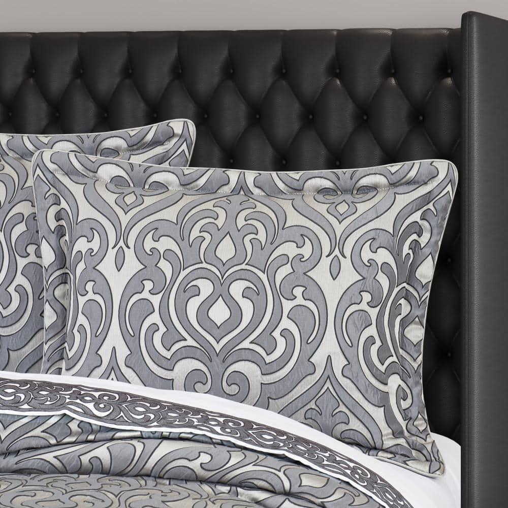 Bylthe Pewter Comforter Set