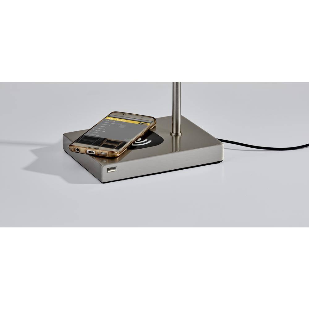 Flemings Adjustable Metal USB Desk Lamp
