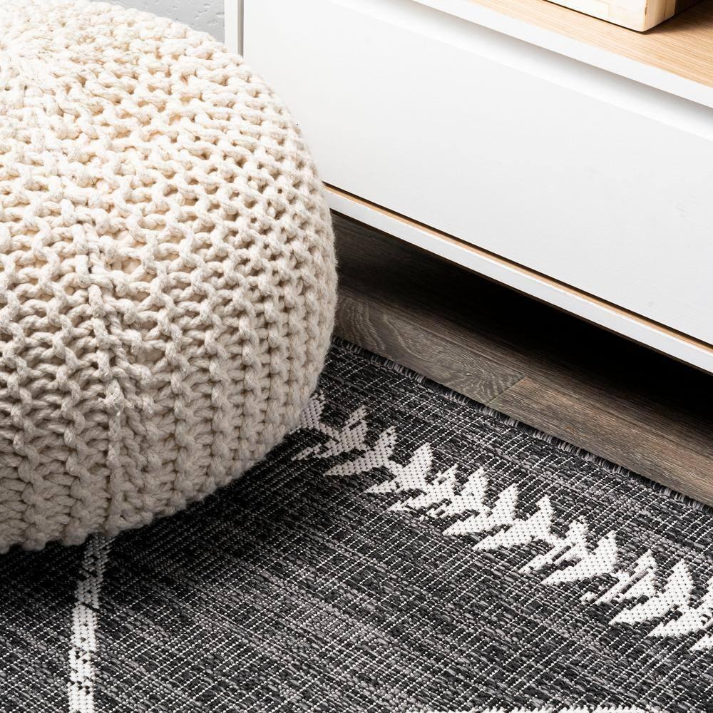 2'x10' Derya  Diamond Trellis Indoor/Outdoor Runner Rug, Black/Ivory - JONATHAN Y